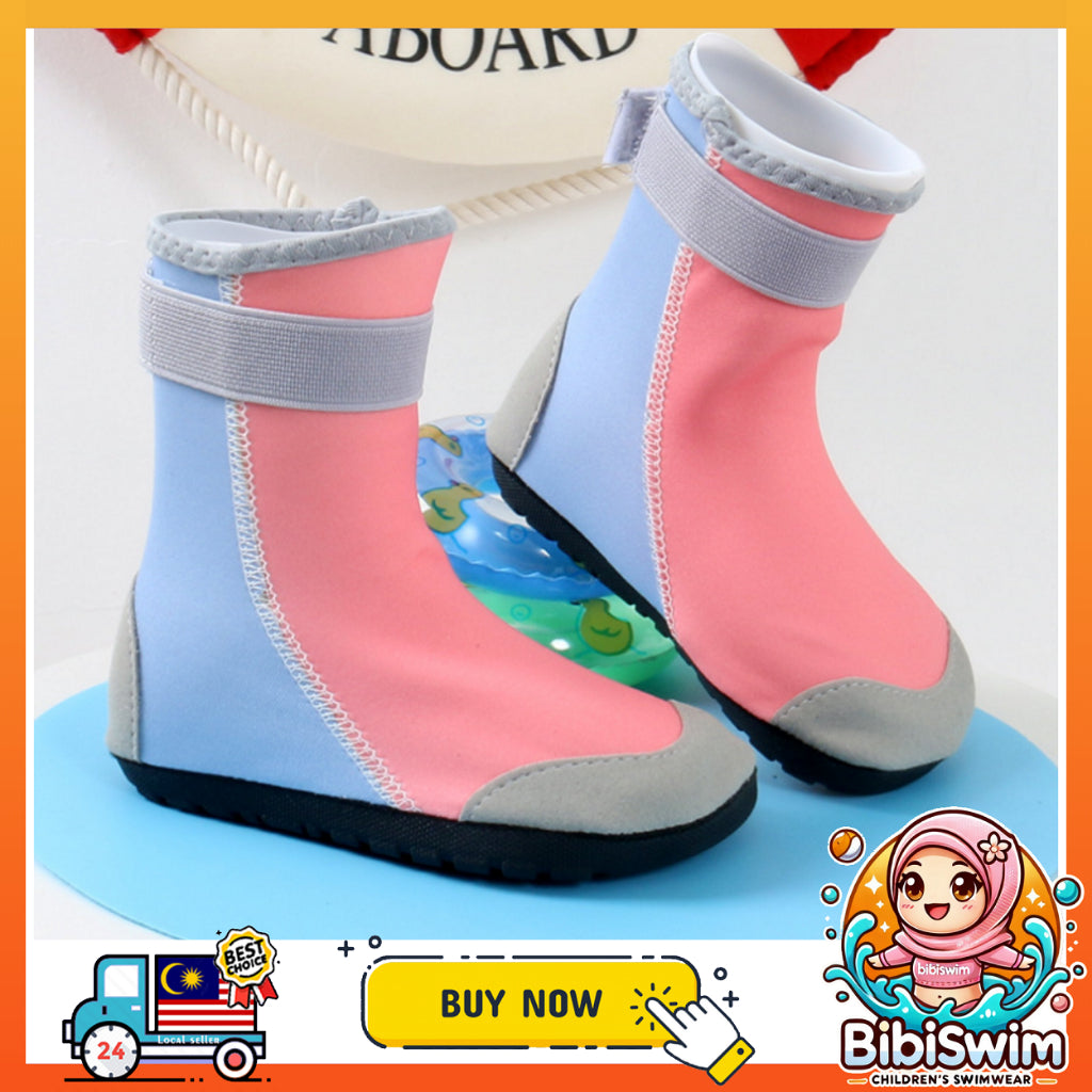 BIBISWIM Astronaut Blue Bunny Swim Socks