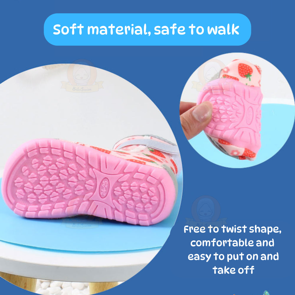 BIBISWIM Astronaut Blue Bunny Swim Socks